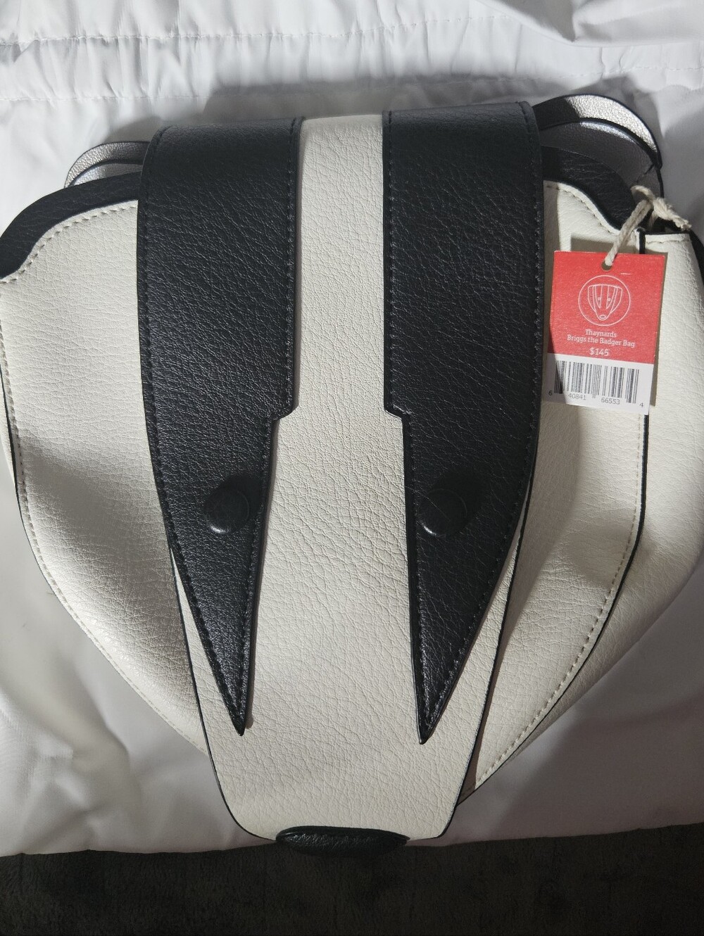 Thaynards 'Briggs Badger' Bag. New In Bag. Retail $145. with Dust Bag